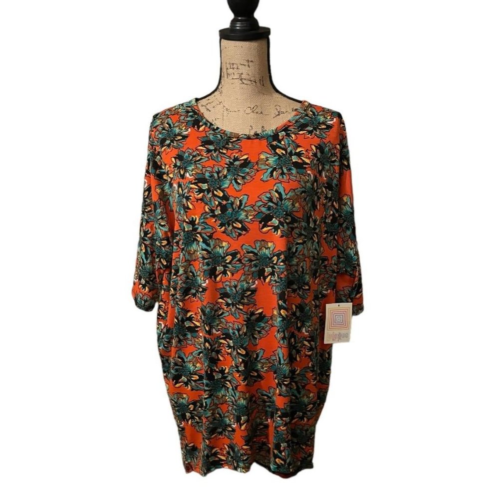 LuLaRoe‎ Irma Tunic